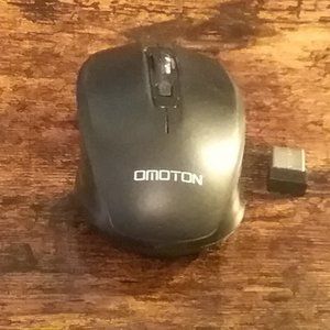 Omoton wireless mouse